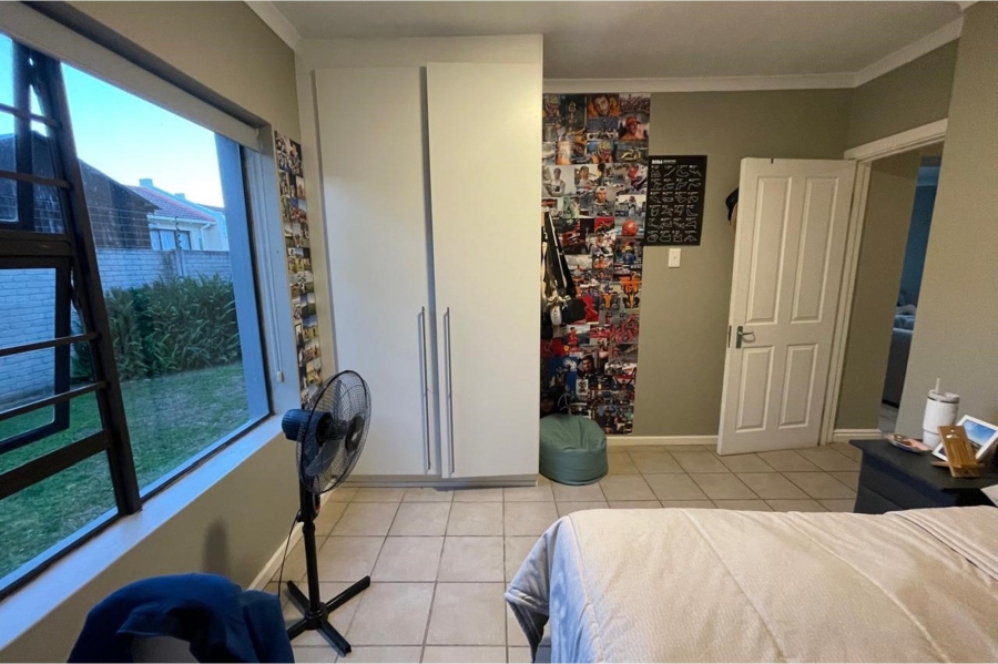 2 Bedroom Property for Sale in Sherwood Eastern Cape